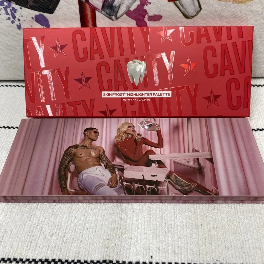 JEFFREE STAR COSMETICS CAVITY SKIN FROST HIGHLIGHTER PALETTE- BRAND NEW IN BOX!!